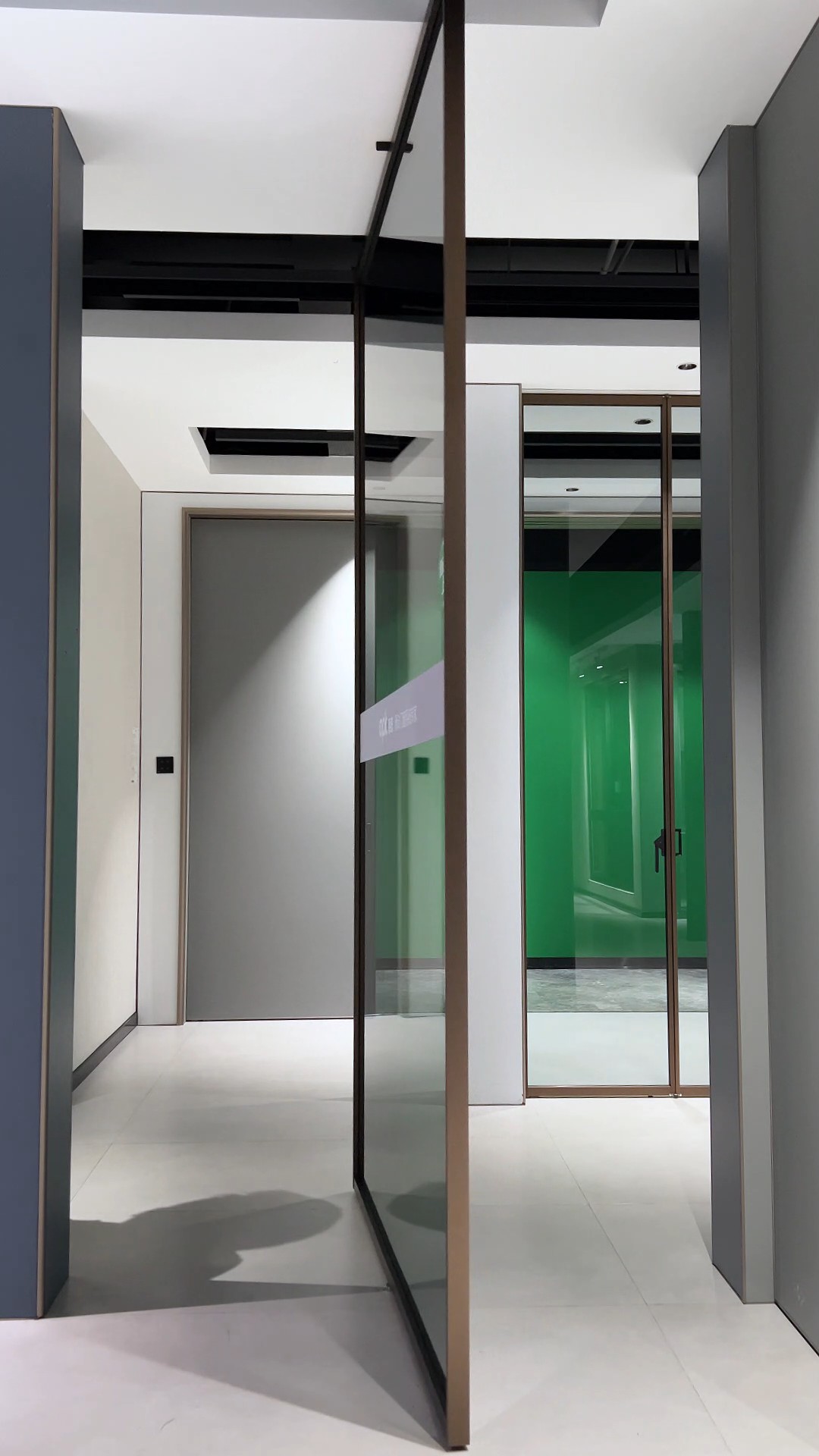 Пивот. 1 полотно. Центр