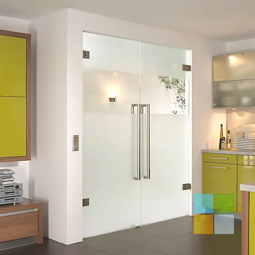 Маятниковая стеклянная дверь МД-3