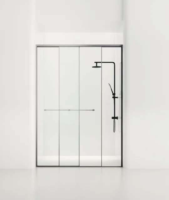 01 Душевая кабина с раздвижной системой дверей Дискавери